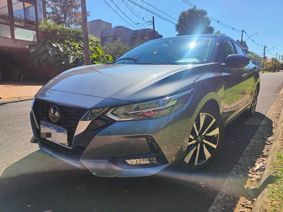 NISSAN SENTRA 2.0 16V GASOLINA EXCLUSIVE XTRONIC NISSAN SENTRA 2.0 16V GASOLINA EXCLUSIVE XTRONIC